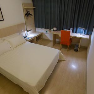 Mainland Chinese Double Room C